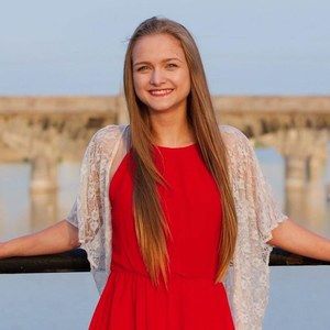 Meet your Posher, Annika